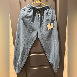 Adidas sweatpantss